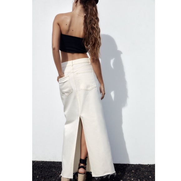 Zara LONG LENGTH DENIM SKIRT - Picture 7 of 11